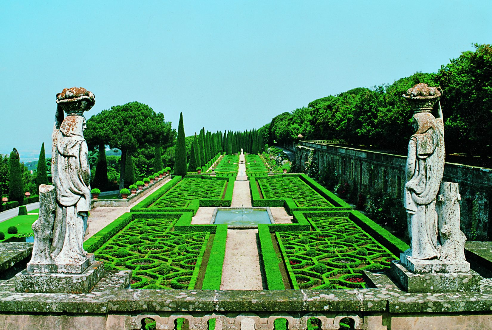 Giardino del Belvedere visto dalla balconata del Palazzo Pontificio di Castel Gandolfo